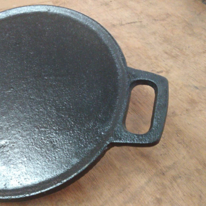 Cast iron round tawa - 10 inch